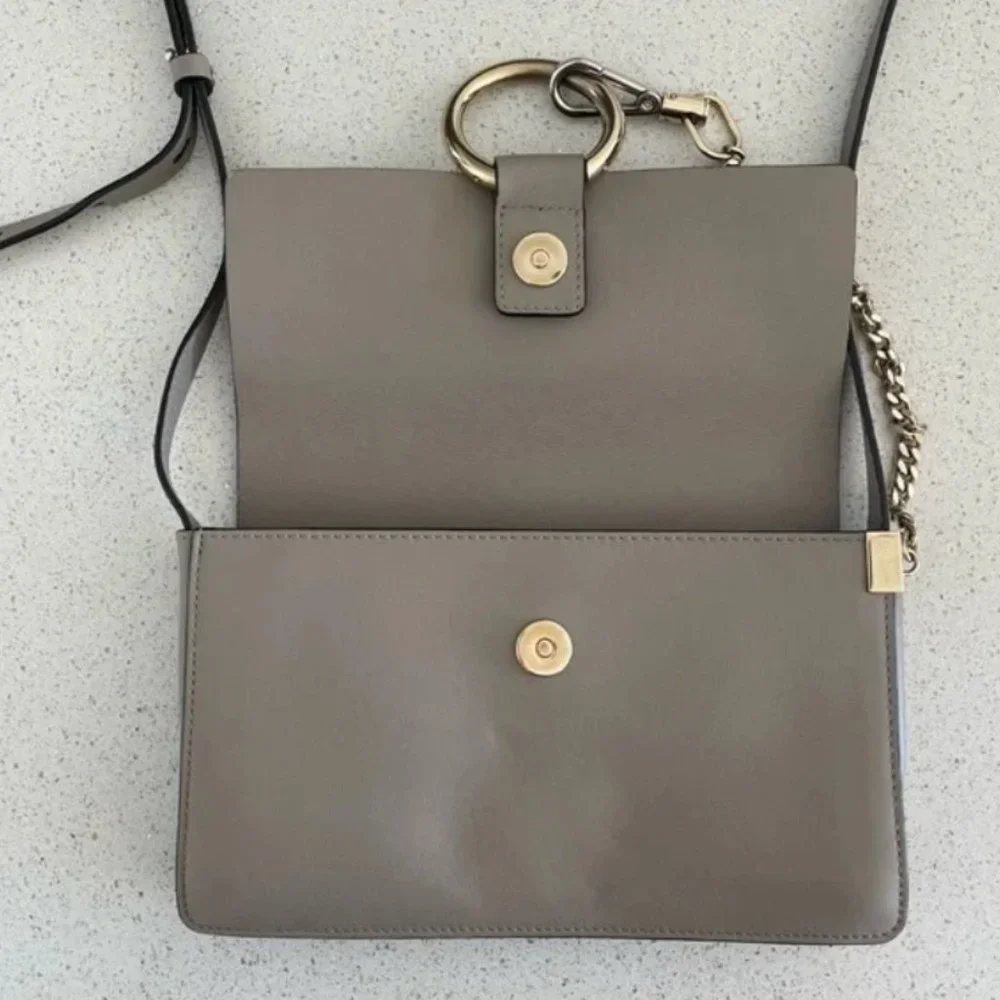 ✨ Chloe Faye Small Crossbody Bag Suede - Motty Grey - Picture 7 of 9